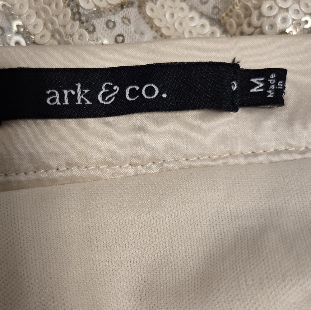 Ark & Co Women's beige sequin pencil Short skirt size medium - Picture 4 of 5